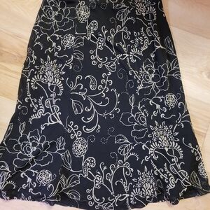 Express Black and Cream Floral A-Line Skirt